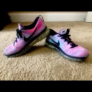 Nike Flyknit Air Max Shoes